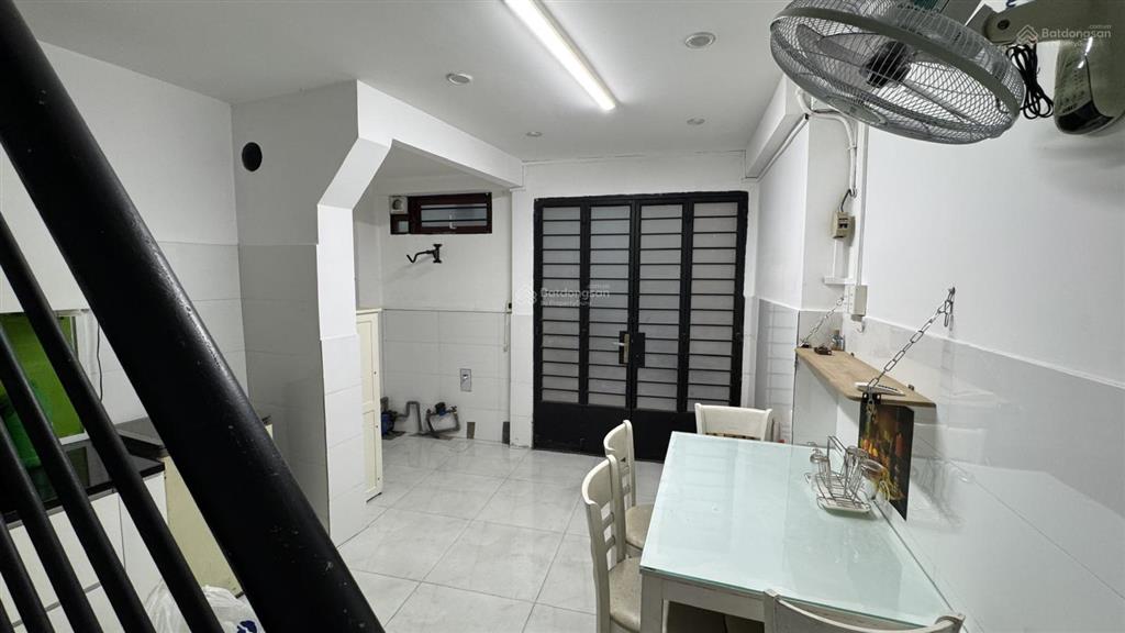 Bán nhà riêng tổng diện tích sử dụng là 45,9m2 (3 tầng) chính chủ tại phú nhuận