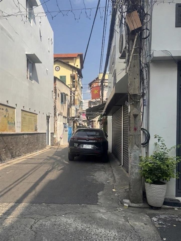 Bán nhà hẻm xe hơi huỳnh văn bánh