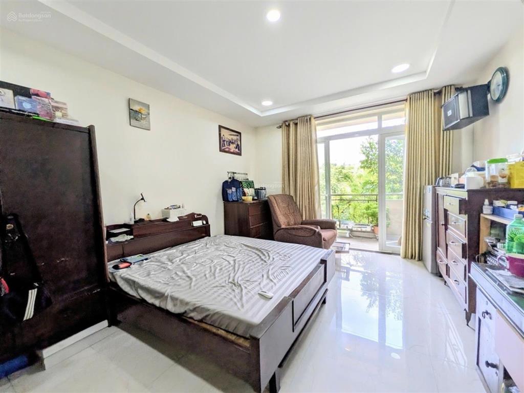 Mặt tiền kinh doanh đa ngành ngay bờ kè trường sa giáp quận 3, tân bình  gần 60m2  4 tầng 4pn