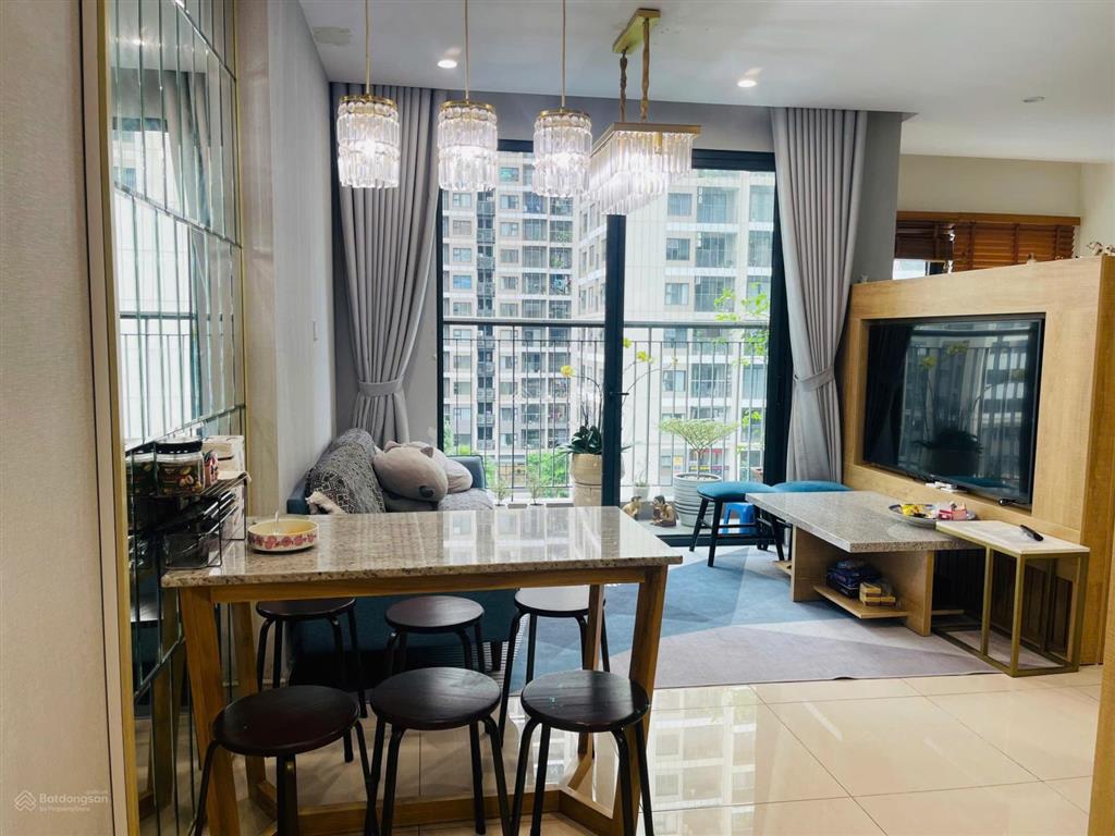 Chủ nhà cần tiền bán gấp căn 2ng góc +2vs giá 3 tỷ 950 tại vinhomes ocean park 1