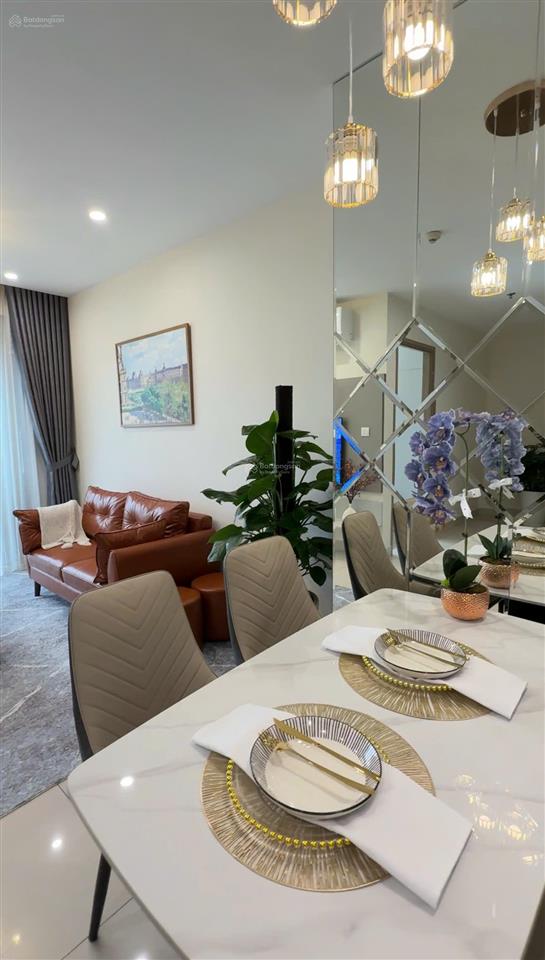 Chủ nhà cần tiền bán gấp căn hộ 1ng + 1vs full đồ đẹp tại vinhomes ocean park 1