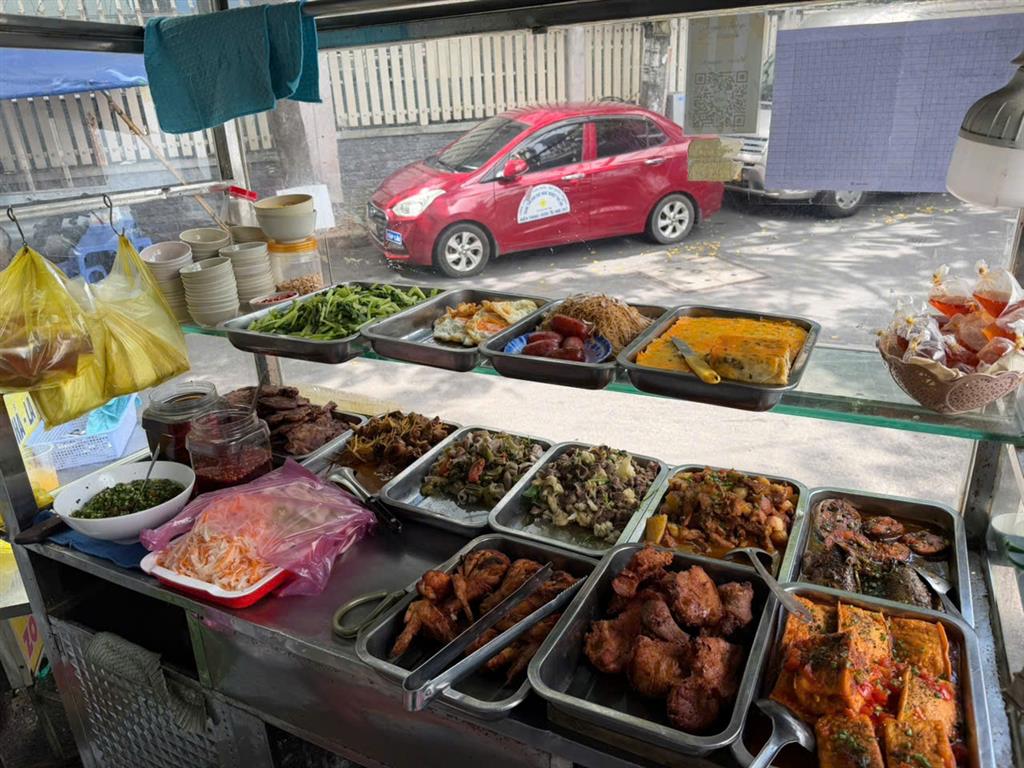 ►  SANG GẤP QUÁN CƠM TRƯA VĂN PHÒNG – ĐANG KINH DOANH TỐT – GÒ VẤP