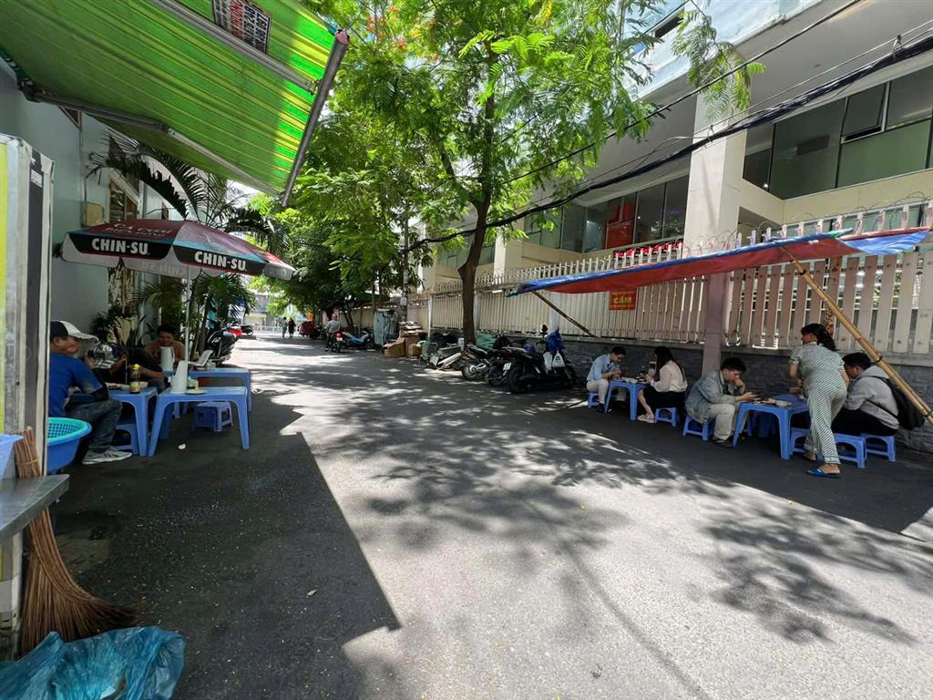 ►  SANG GẤP QUÁN CƠM TRƯA VĂN PHÒNG – ĐANG KINH DOANH TỐT – GÒ VẤP
