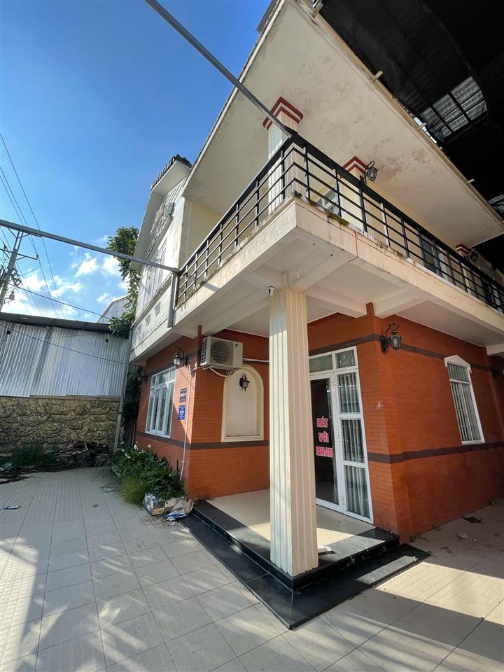 CHO THUÊ BIỆT THỰ MẶT BẰNG KINH DOANH – DIỆN TÍCH GẦN 1.000m²