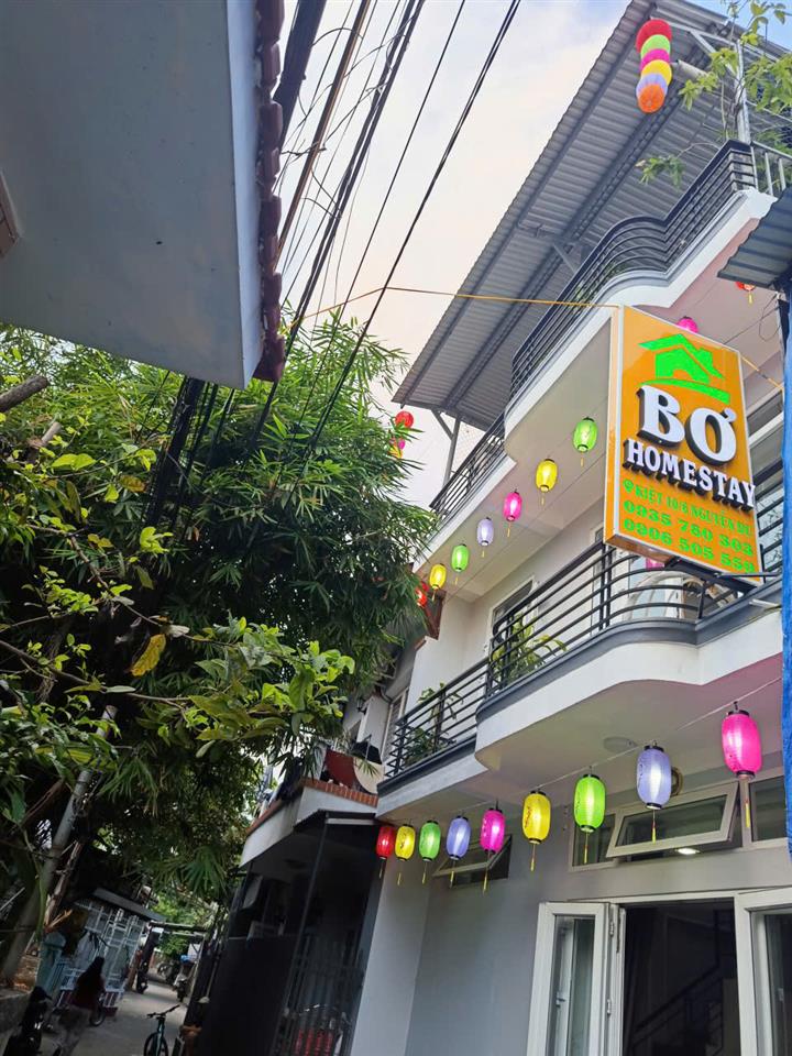 BÁN NHÀ 2 TẦNG + SÂN THƯỢNG – TRUNG TÂM TP. HUẾ