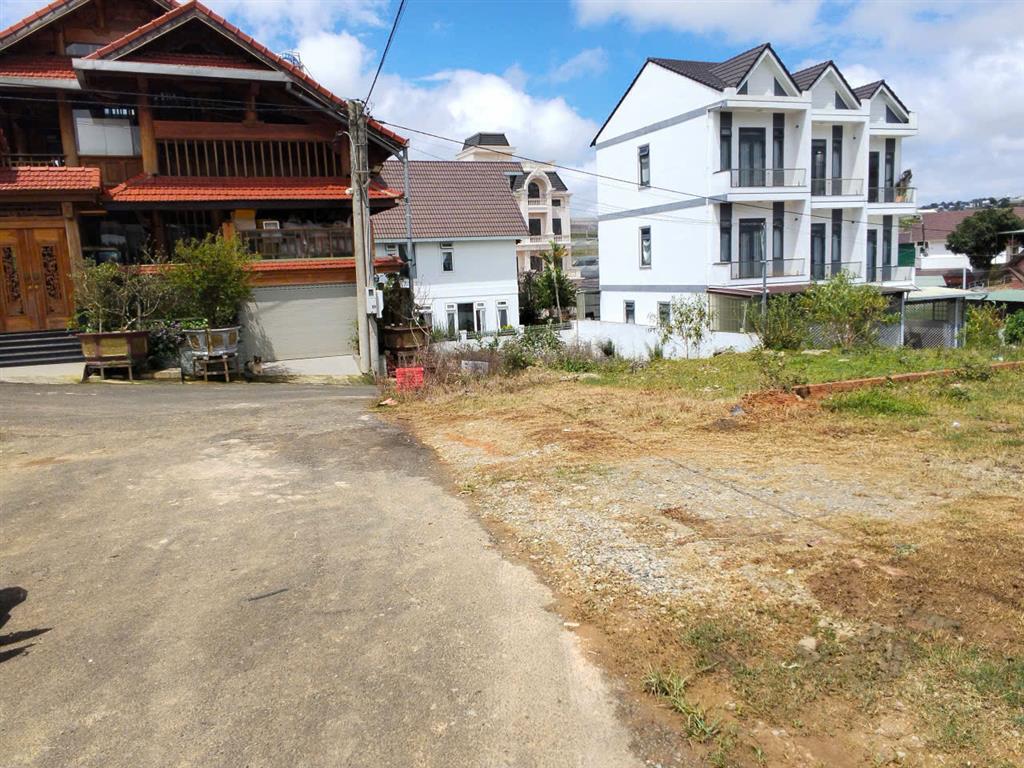 BÁN ĐẤT 2 MẶT TIỀN – ĐƯỜNG ĐA PHÚ, P. LANGBIANG, ĐÀ LẠT
