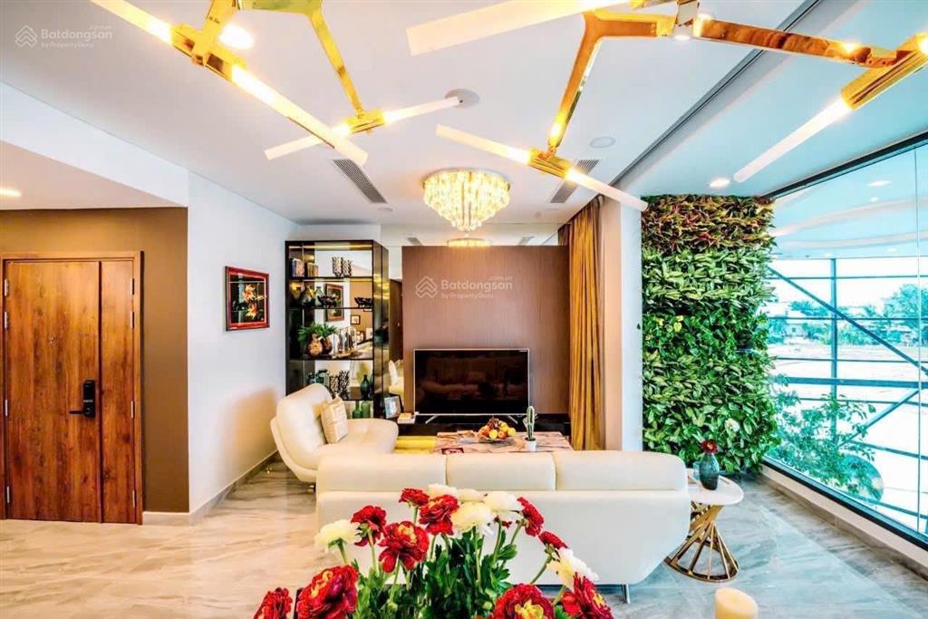Ch liền kề phú mỹ hưng, đối diện ga tân mỹ. chỉ tt 30% tới khi nhận nhà. hỗ trợ lãi suất 12 tháng
