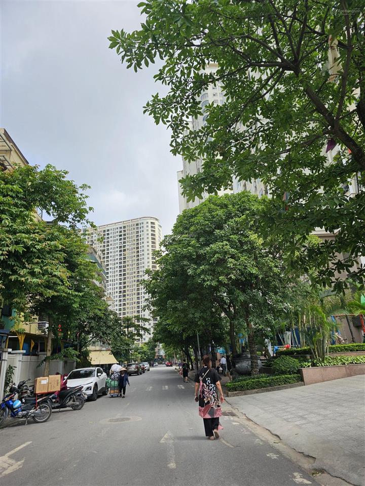 Chung cư gelexia 885 tam trinh, hoàng mai.
căn 2 ngủ 65m2 giá 4.4 tỉ