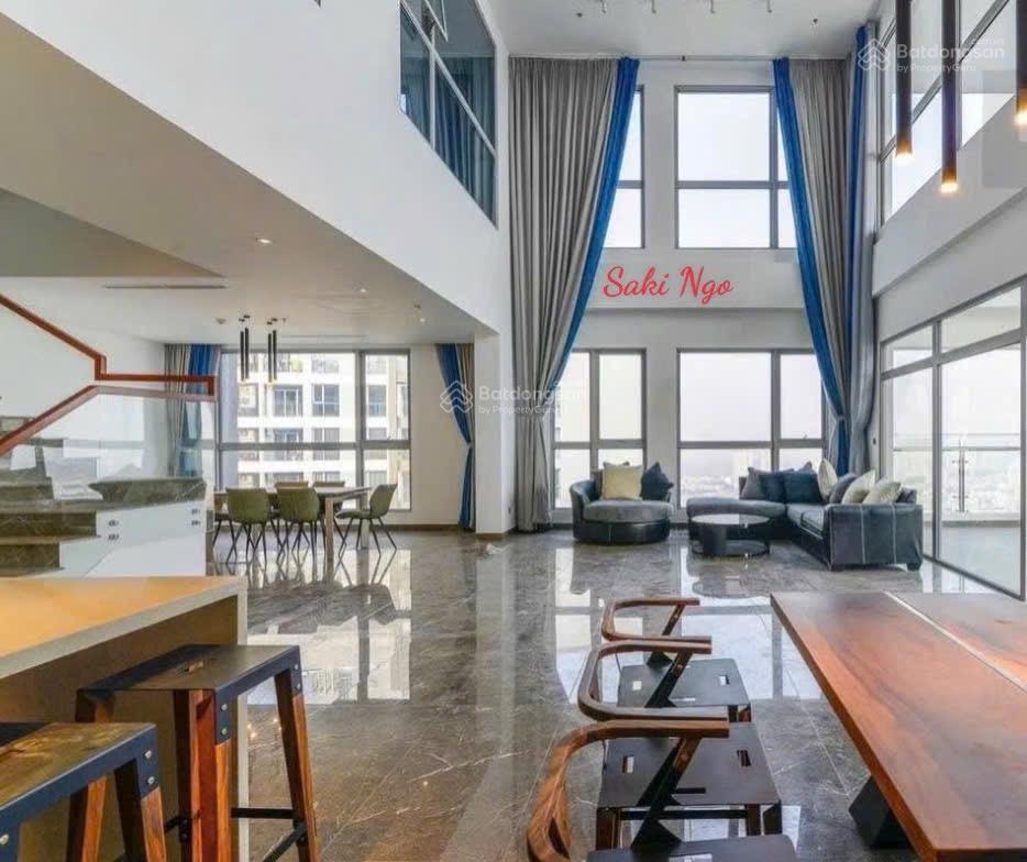 Cho thuê căn hộ 500m² tại vinhomes central park với giá 143 triệu/tháng, gồm 4 phòng ngủ và 6 phòng