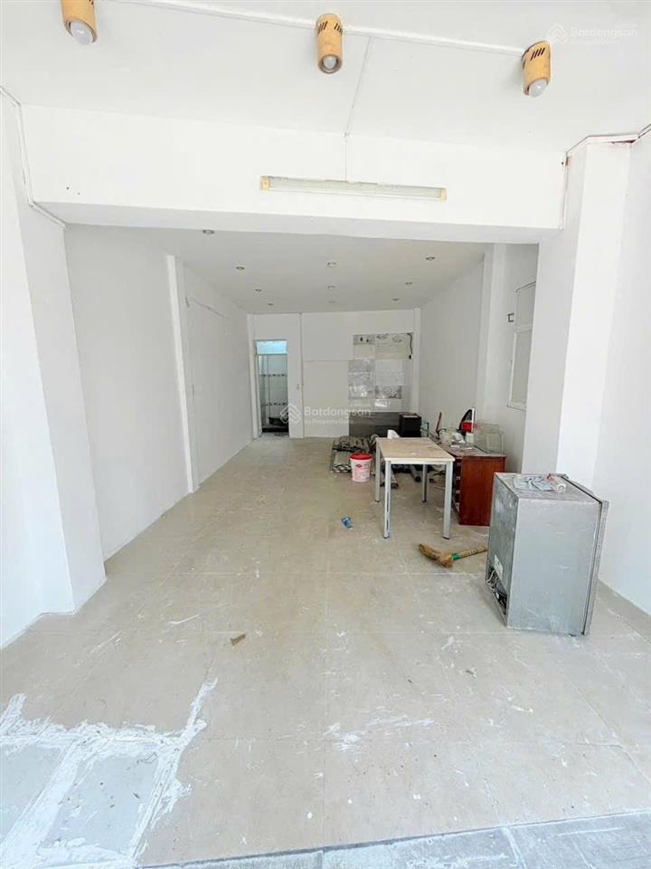 Bán nhà lê hồng phong quận 10 (4x10m) sát mặt tiền nhỉnh 6 tỷ gấp bán