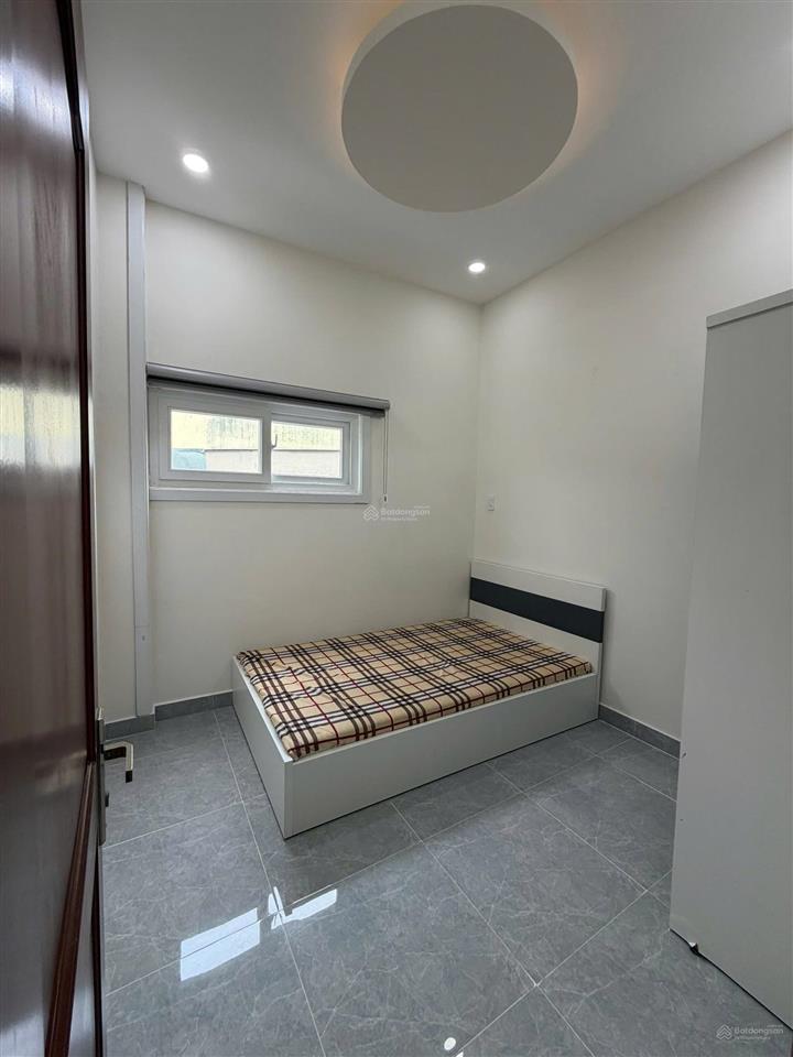 Bán nhà hxh lê hồng phong quận 10  nhà đúc 5 tầng vừa ở vừa kinh doanh chỉ 8 tỷ 300 tl