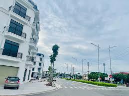 Mời cho thuê lô đất liền nhau kđt mới ninh khánh, ngay ngã 5 có thể kinh doanh lâu dài