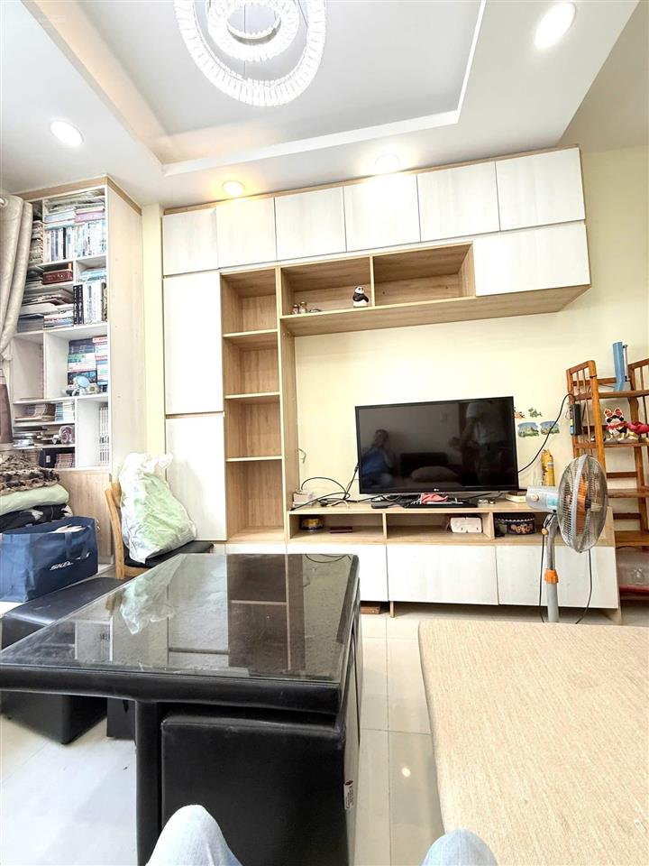 Bán căn topaz city cao lỗ q8 70m2 giá 3.5tỉ