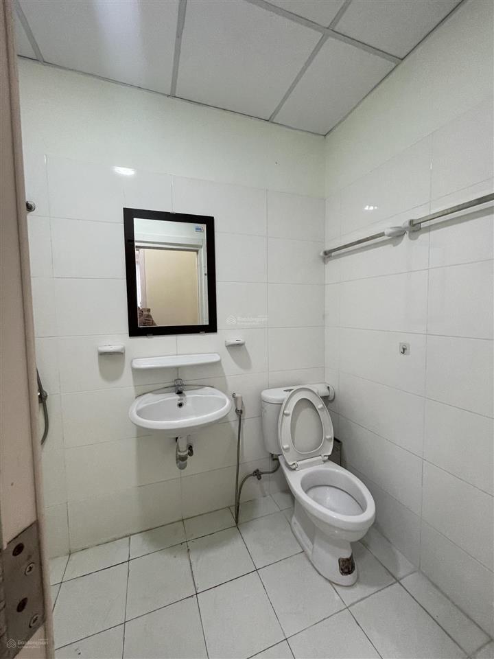 Một căn topaz city 70m2 có sẵn nội thất 2 phòng ngủ, 2 wc giá 3tỉ395