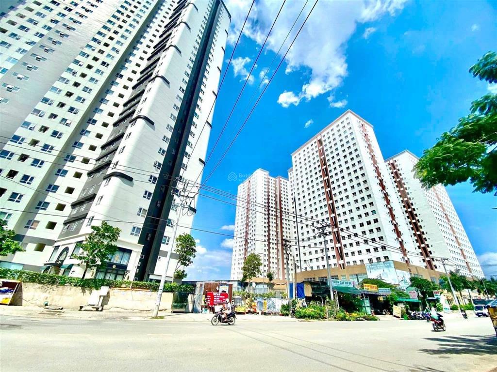 Một căn topaz city 70m2 có sẵn nội thất 2 phòng ngủ, 2 wc giá 3tỉ395