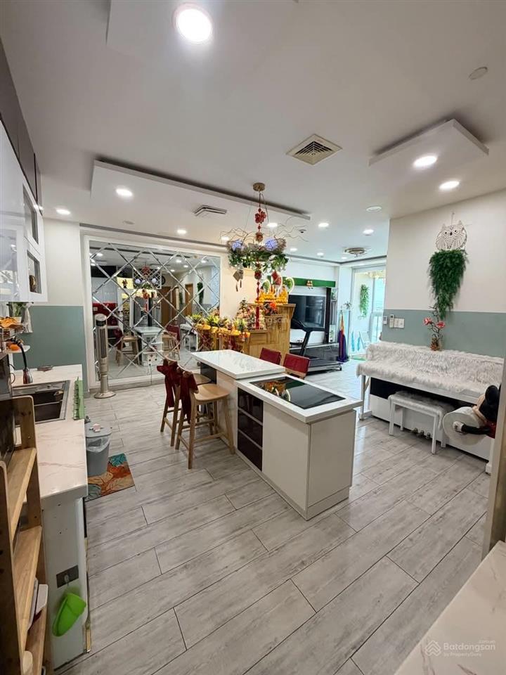 Gấp bán nhanh căn tara residence q8  94m2 có sổ giá 4tỷ550 tặng nội thất