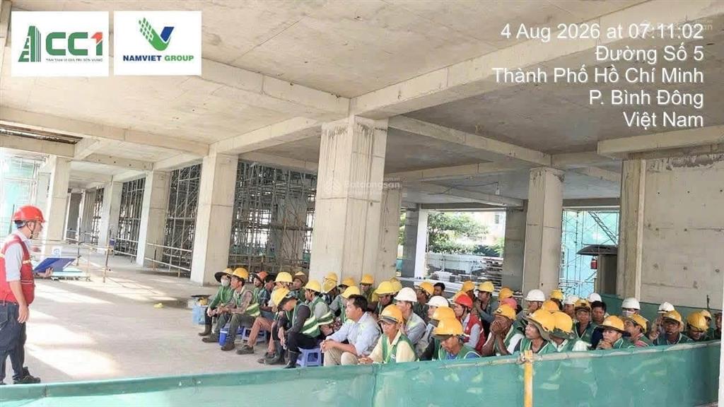 Bán căn sài gòn skyview quận 8 giá 3,925 tỷ diện tích 62m2 với 2 phòng ngủ, 2wc