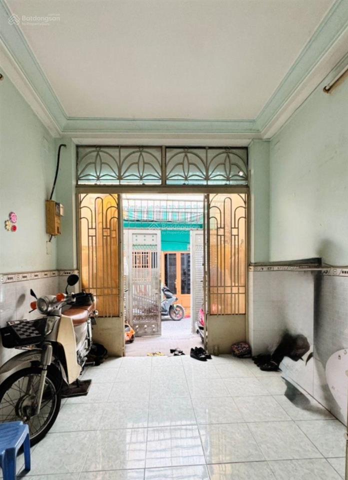 Nhà nở hậu, đường hồ xuân hương p14, ngay phan văn trị, nơ trang long, hẻm thông thuận tiện