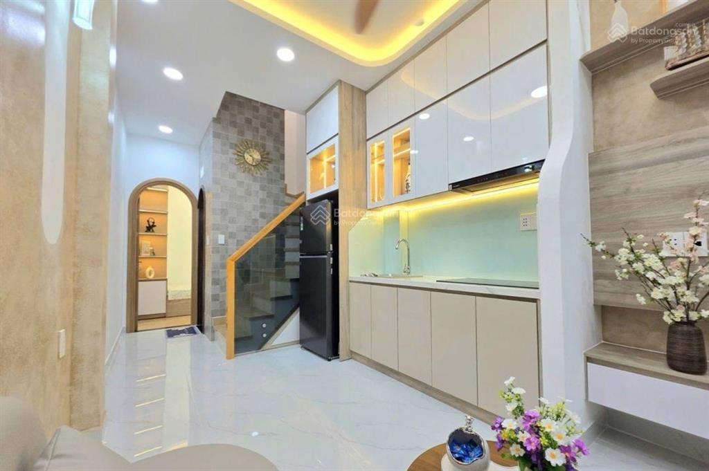 Bán nhà riêng 38m2. tặng nội thất sổ hồng, pháp lý chuẩn, hơn 6ty