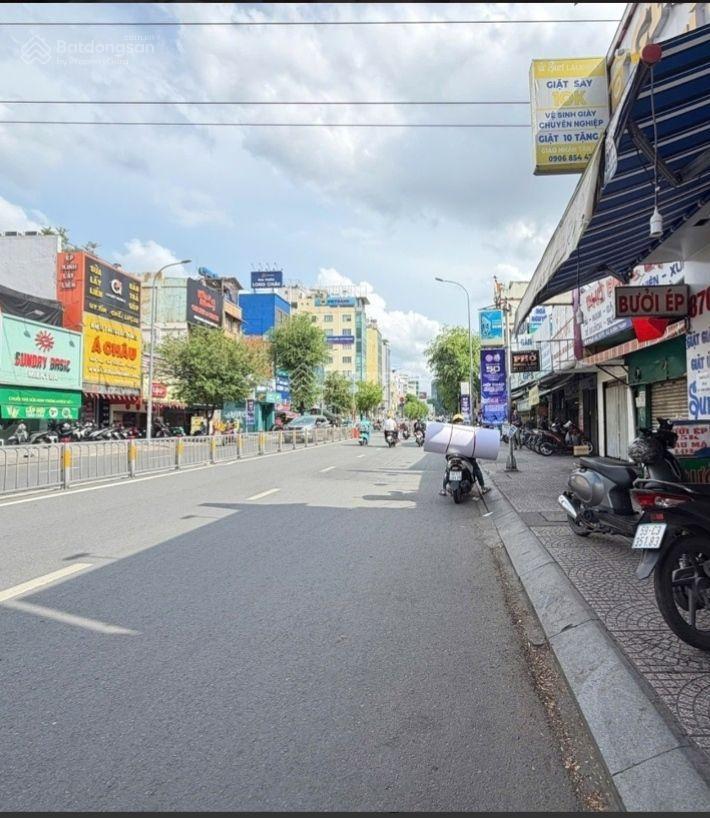 Bán nhà riêng chính chủ, đường thông thuận tiện, ngã tư hàng xanh, chợ bà chiểu, xô viết nghệ tĩnh