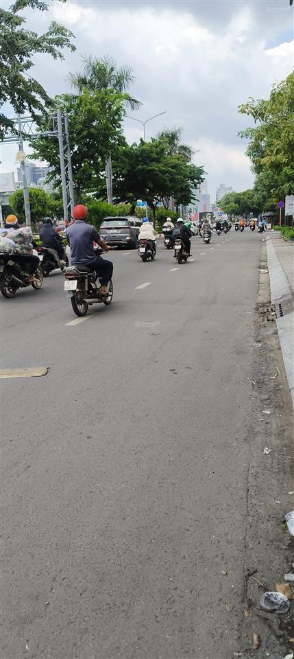 Bán nhà riêng mặt tiền đường thích quảng đức 30 m2 nở hậu gần phan đăng lưu giảm mạnh giá 6,9 tỷ