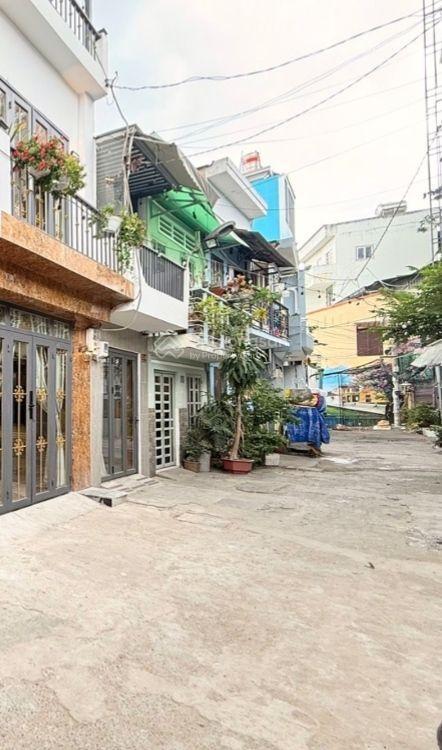 Bán nhà riêng đường nơ trang long phường 13 full nội thất có dòng tiền 40rt/tháng