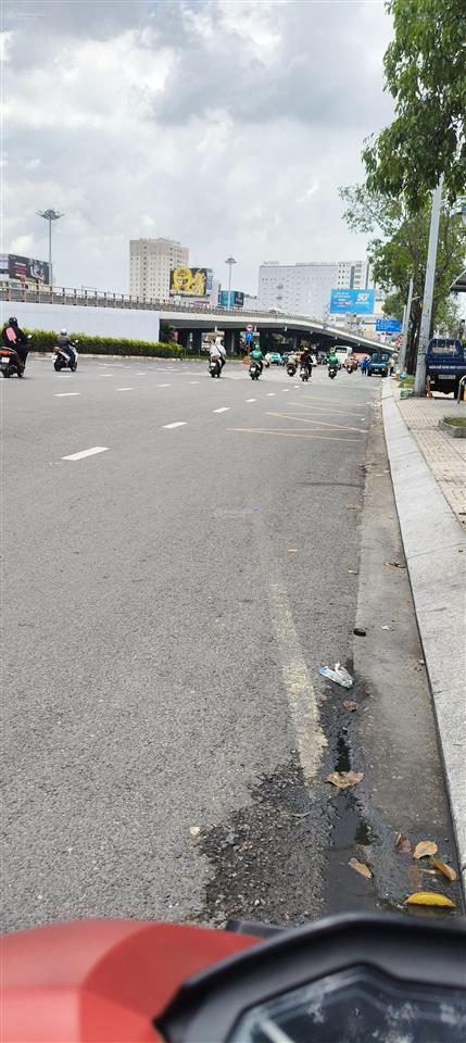 Bán nhà riêng đường điện biên phủ hẻm xe hơi, gần hàng xanh, quận 1, giá hơn 3 tỷ