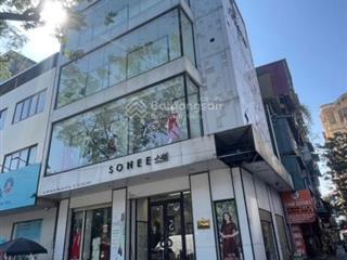 Mặt tiền 9 m dài  dt 72 m2 / sàn / nhà 4 tầng cho thuê cả nhà. ưu tiên công ty hay showroom