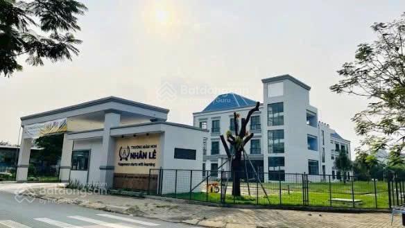 Bán nhà 1 trệt 1 lầu đúc tại kdc long hậu , giá ngộp chỉ 3.5 tỷ l/h nga 0937 161 ***