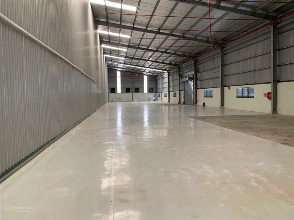 Cần cho thuê gấp 1000m2 kho, nhà xưởng trong kcn long hậu và ngoài kcn
