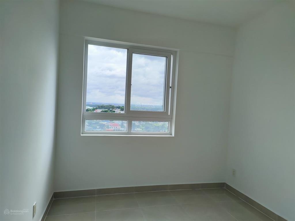 63.8m2, cho thuê chung cư 2 p ngủ, 1 p khách, 1 p bếp, 2 p vệ sinh, gần chợ, bệnh viện