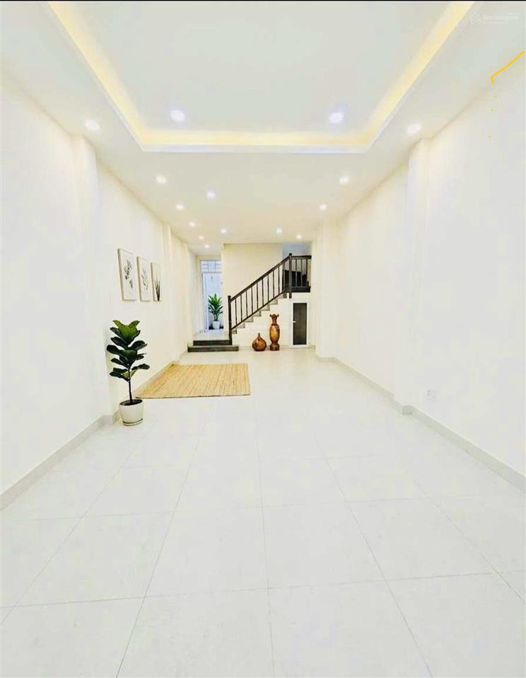Siêu phẩm  nhà an dương vương  p.an lạc  đường 8m thông xe tải  68m2 vuông vức  3tầng  c