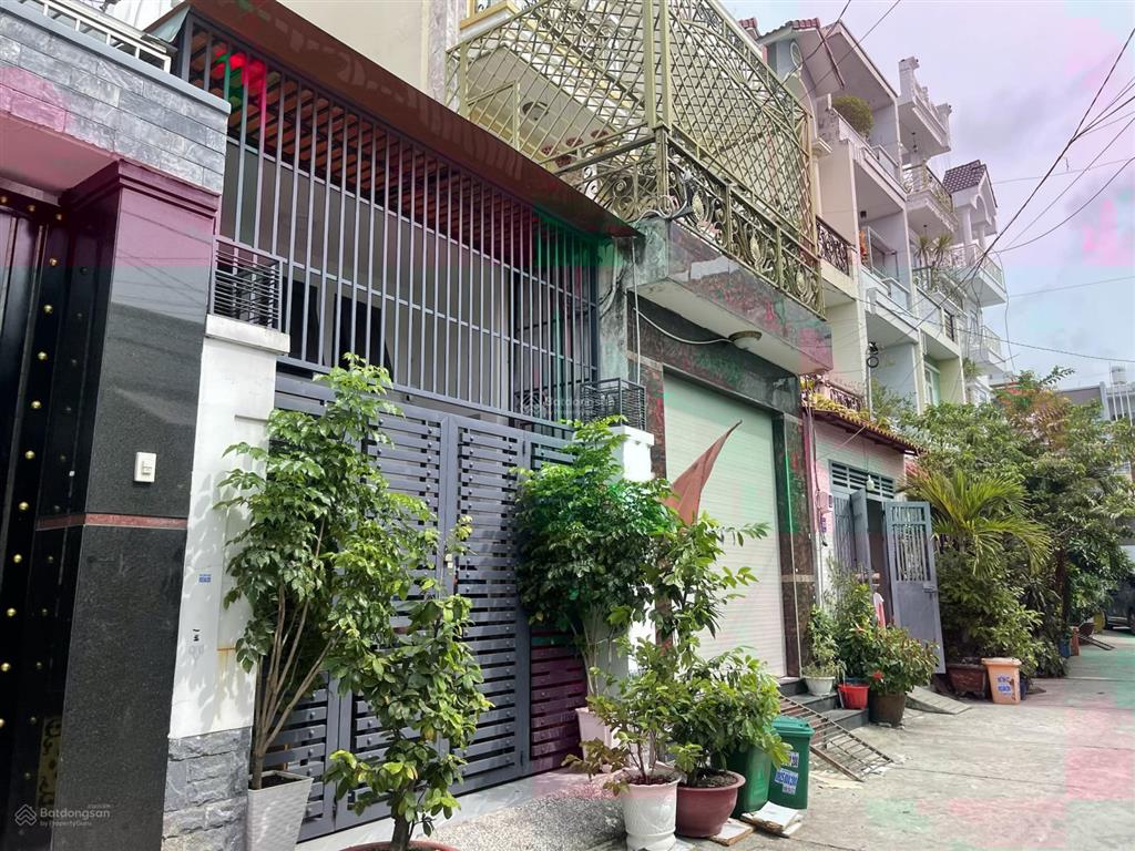 Nhà đẹp xinh chiến lượcbình trị đông4.5x14hẻm đẹp thôngchỉ 5.x tỷ nhẹ