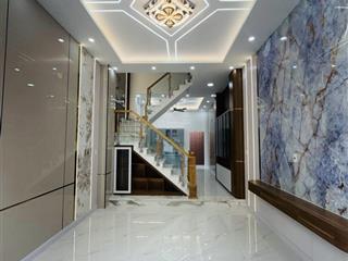 Gấp giáp khu tên lửakinh dương vươngvõ văn kiệt4 x 16hxt 8m thônggần chợ .cách aeon 5pgiá chỉ