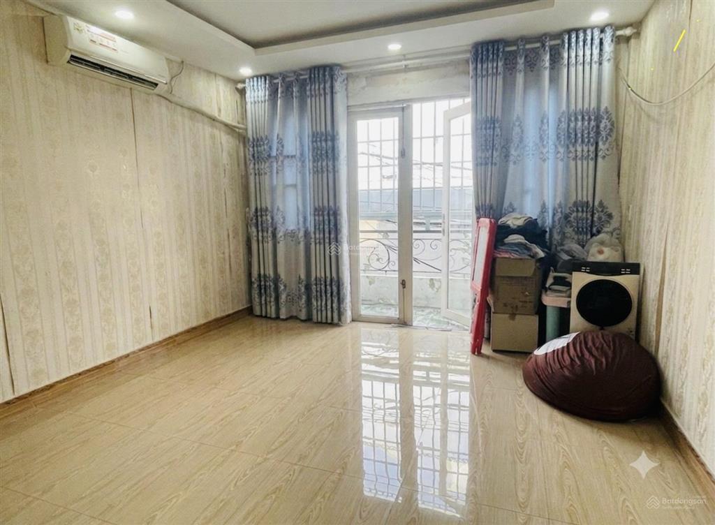 Nhà đẹp phú lâmhậu giang3 tầng nở hậu60m2  3 phòng ngủchỉ 5.xtỷ (mt2)