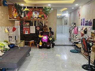 Nhà đẹp phú lâmhậu giang3 tầng nở hậu60m2  3 phòng ngủchỉ 5.xtỷ (mt2)