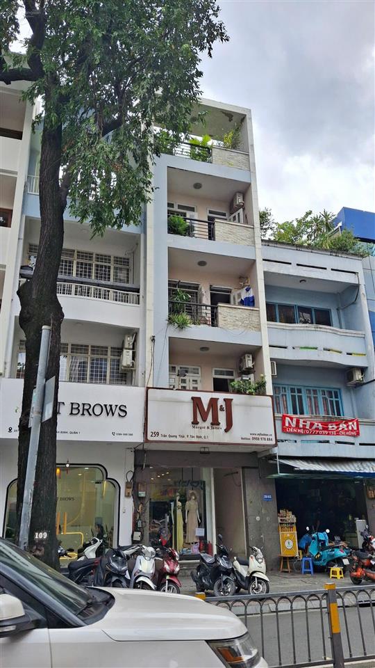 Bán mặt tiền nguyễn gia trí  4,1x20m  cn 82m  5 tầng  hđ 125tr/th  bán 25 tỷ