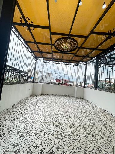 BÁN NHÀ ĐẸP ĐẠI ĐỒNG - NGUYỄN KHOÁI  60M² x 5 TẦNG  THANG MÁY NHẬP.