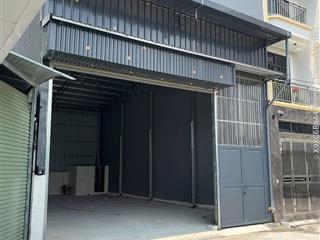 ► CHÍNH CHỦ CHO THUÊ KHO/XƯỞNG MỚI ĐẸP 120M² – MẶT TIỀN 8M – XE TẢI RA VÀO THOẢI MÁI.