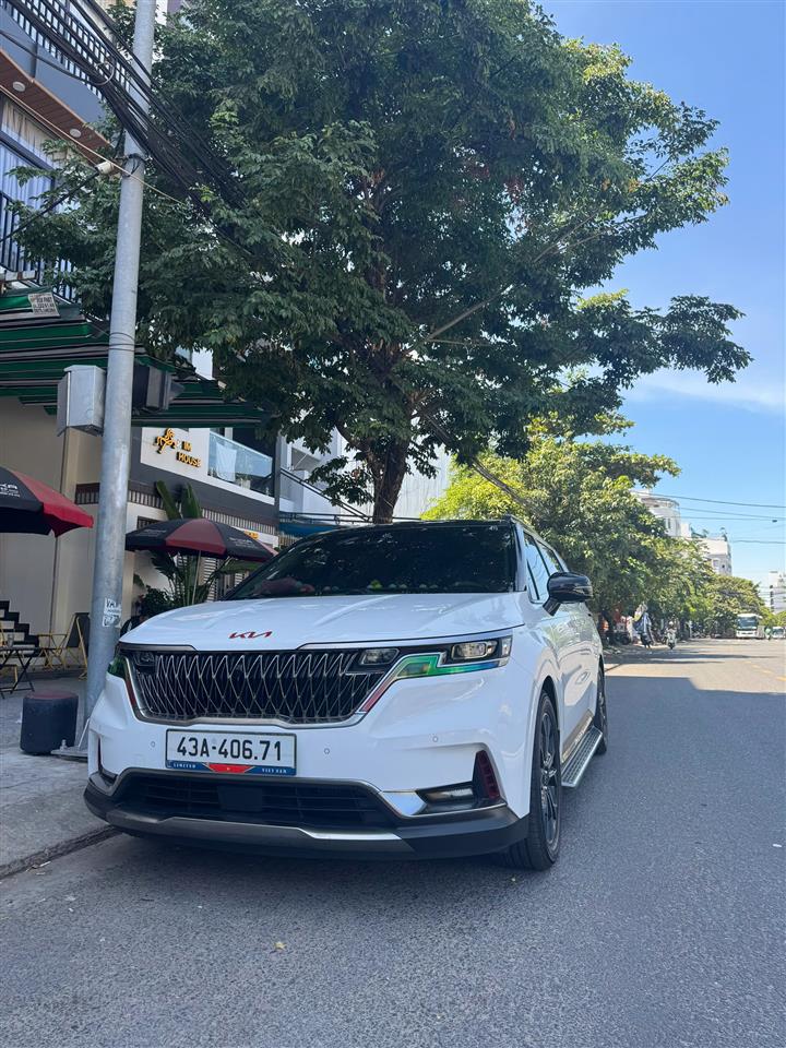 CHO THUÊ DÀI HẠN – KIA CARNIVAL SIGNATURE 2023 (TỰ LÁI)