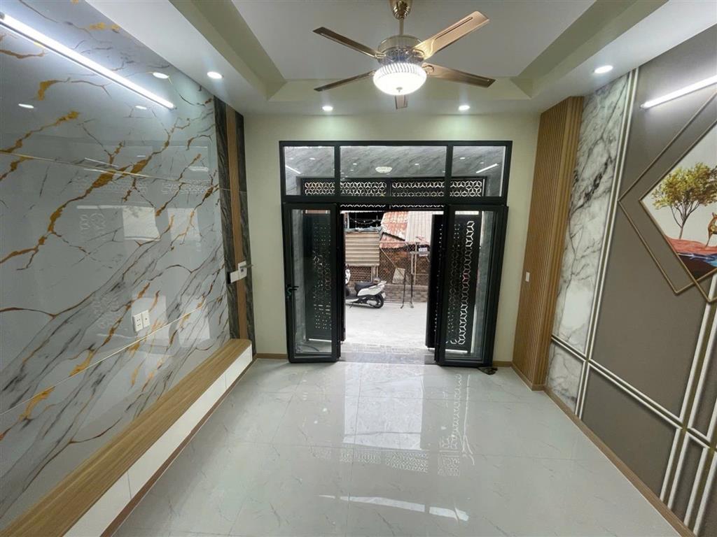 NHÀ 3 TẦNG LÀNG TĂNG PHÚ