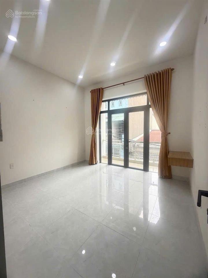 Siêu hiếm  ô tô đổ cổng  dt 30m2  q bình thạnh  giá 4.2 tỷ