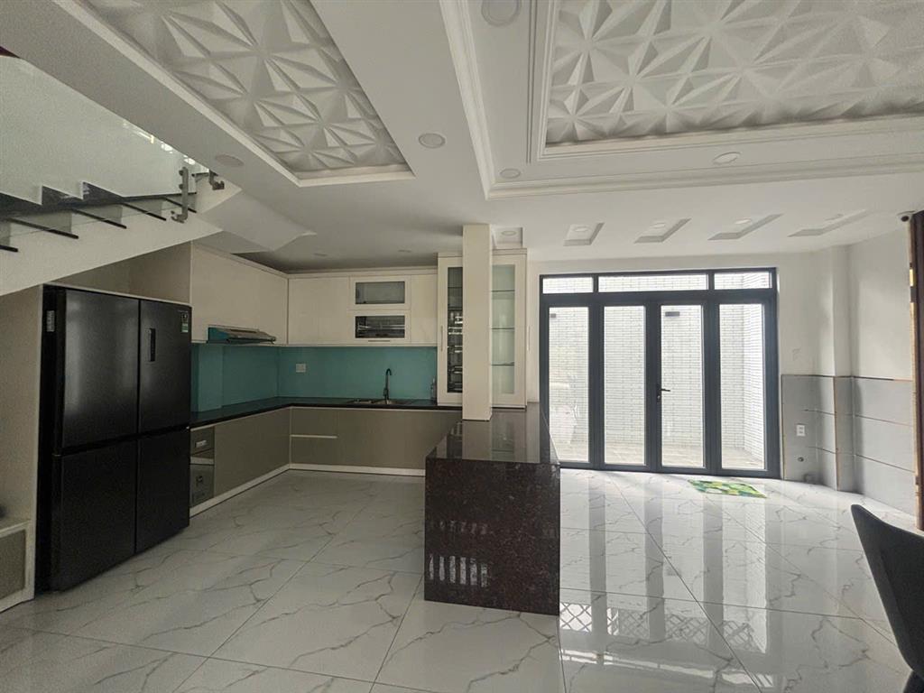 NHÀ MỜI MT NGUYỄN VĂN TẠO NHÀ BÈ  NGANG KHỦNG (7X14) 5 TẦNG - 4PN - 9,1 TỶ . SỔ HỒNG