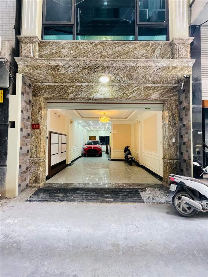 Cần bán nhà vị trí đẹp tại phố lê văn hiến 40m2 gara ô tô 5pn kinh doanh, cạnh học viện tài chính