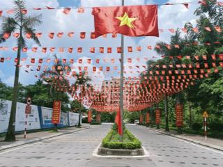 Bán nhà cổ nhuế, đức thắng, đông ngạc, học viện tài chính & cảnh sát, 5pn, 45m2, oto, 7.7 tỷ
