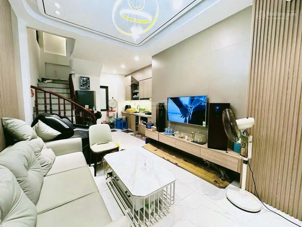 Bán nhà phân lô lê văn hiến, đông ngạc, hv tài chính, vinhomes, ô tô, 5t, 33m2, 5.9 tỷ