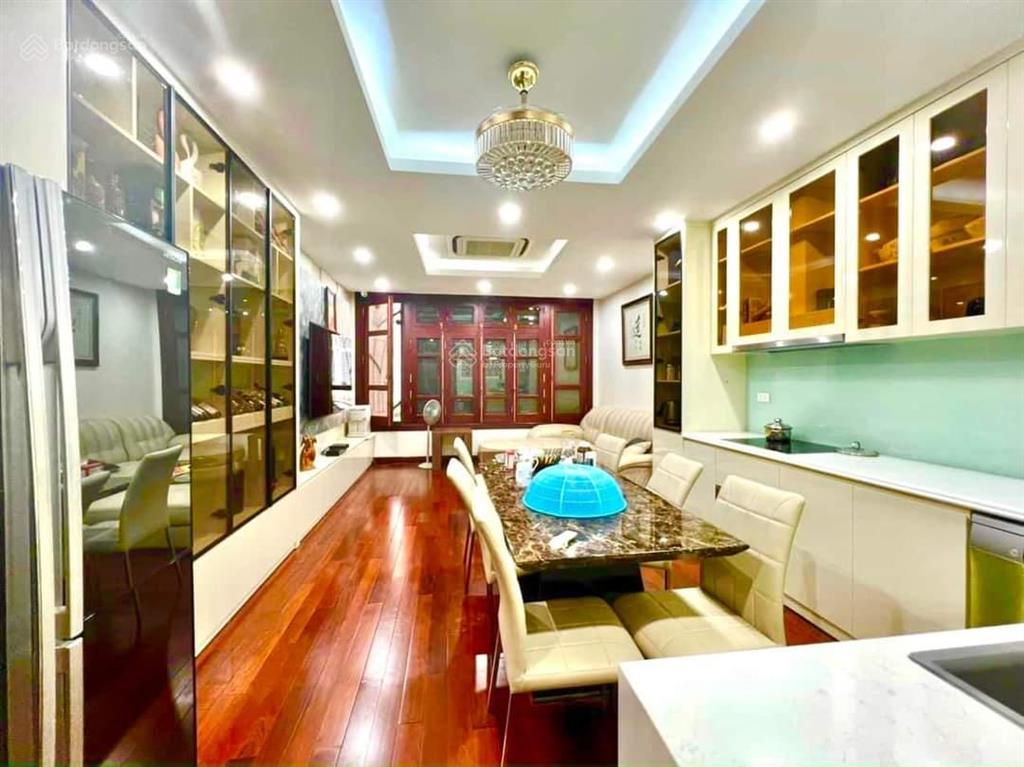 Bán nhà đức thắng, đông ngạc, học viện tài chính, đh mỏ, gara, mặt phố, 35m2, 6t, 8.3 tỷ