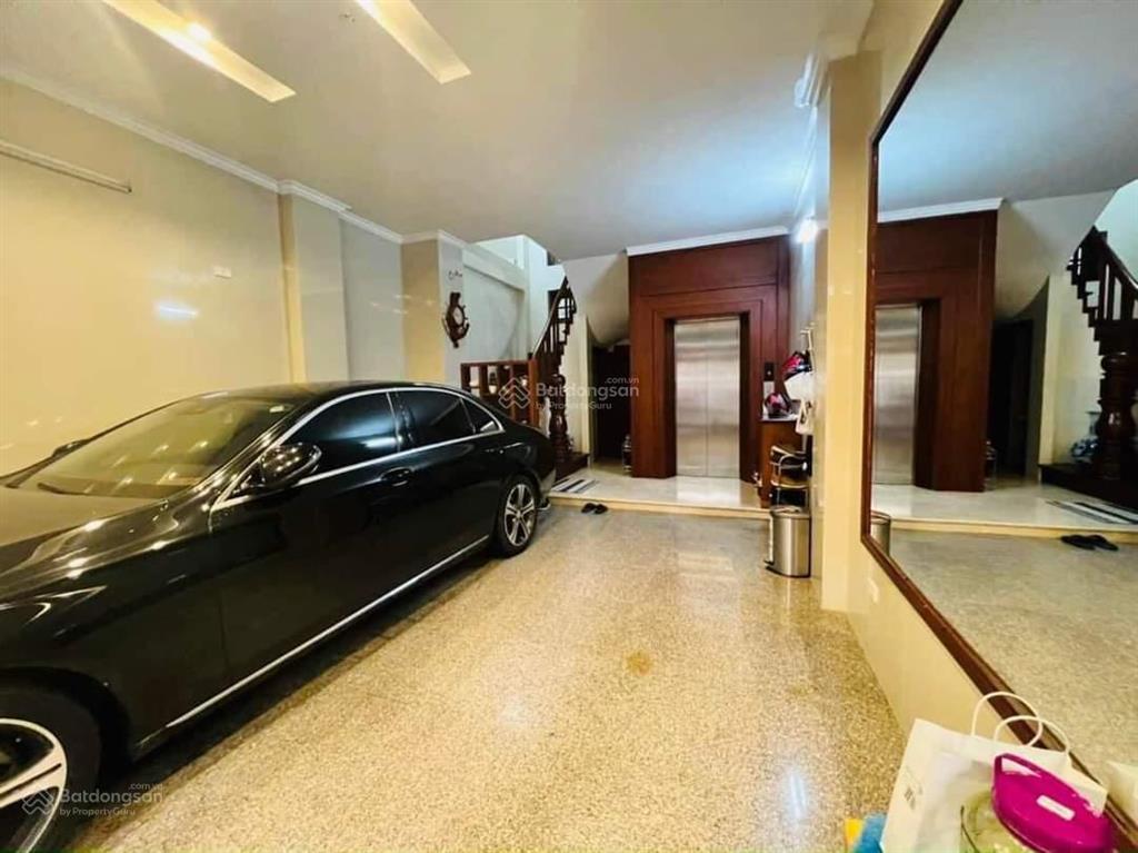 Bán nhà đức thắng, đông ngạc, học viện tài chính, đh mỏ, gara, mặt phố, 35m2, 6t, 8.3 tỷ