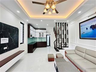 Bán nhà đức thắng, lê văn hiến, đông ngạc, học viện tài chính, gara, 35m2, 5t, 5,5 tỷ