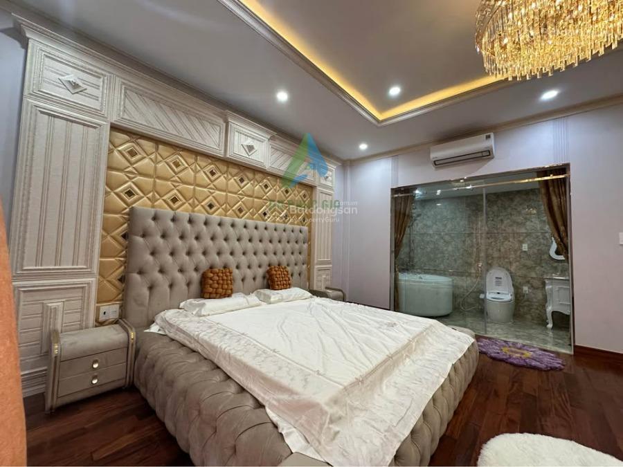 Bán biệt thự có hồ bơi 3 tầng đình văn chấp  244m2 mới đẹp giá 25 tỷ